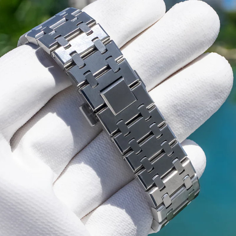 Luxury Watches - Metropolitan Gray Dial