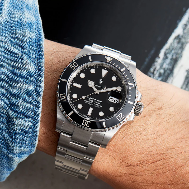 Luxury Watch - DEEP BLACK EXPLORER