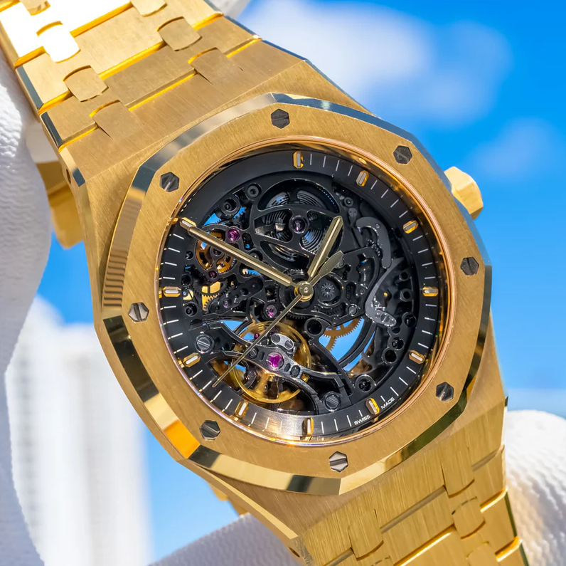 Luxury Watch - GOLDEN OCTAGON SKELETON