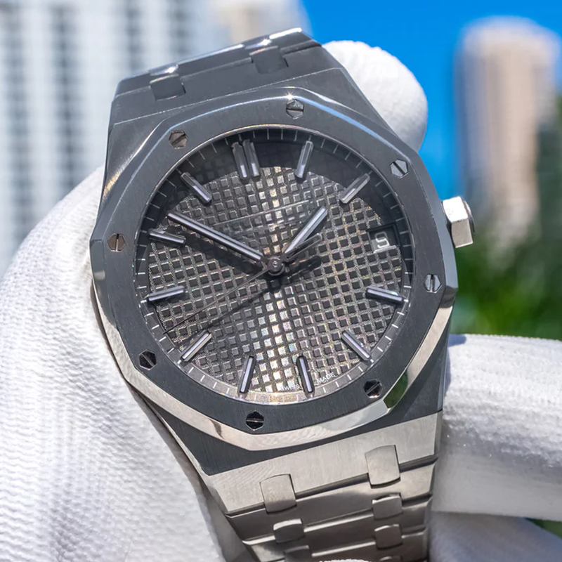 Luxury Watches - Metropolitan Gray Dial