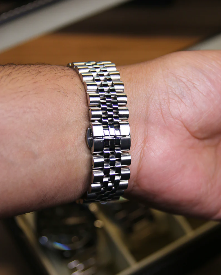 Luxury Watch - GLACIER WHITE SUMMIT