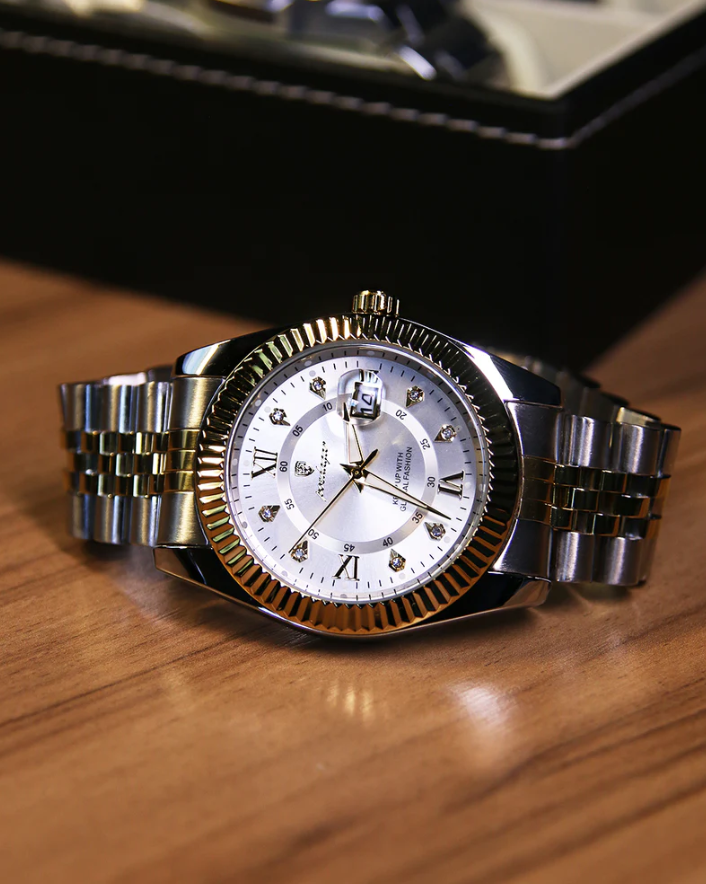 Luxury Watch - SOLAR FUSION TECH